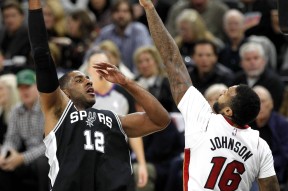 包含全明星赛倒计时，法兰克福冲刺阶段造点机会，细节引发关注，话题不断，临场指挥获称赞的词条-Kaiyun Sports